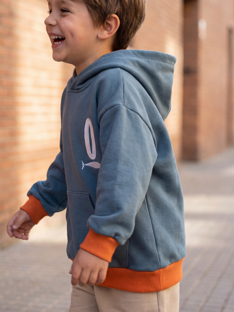 Polerón con capucha niño estilo Oversize