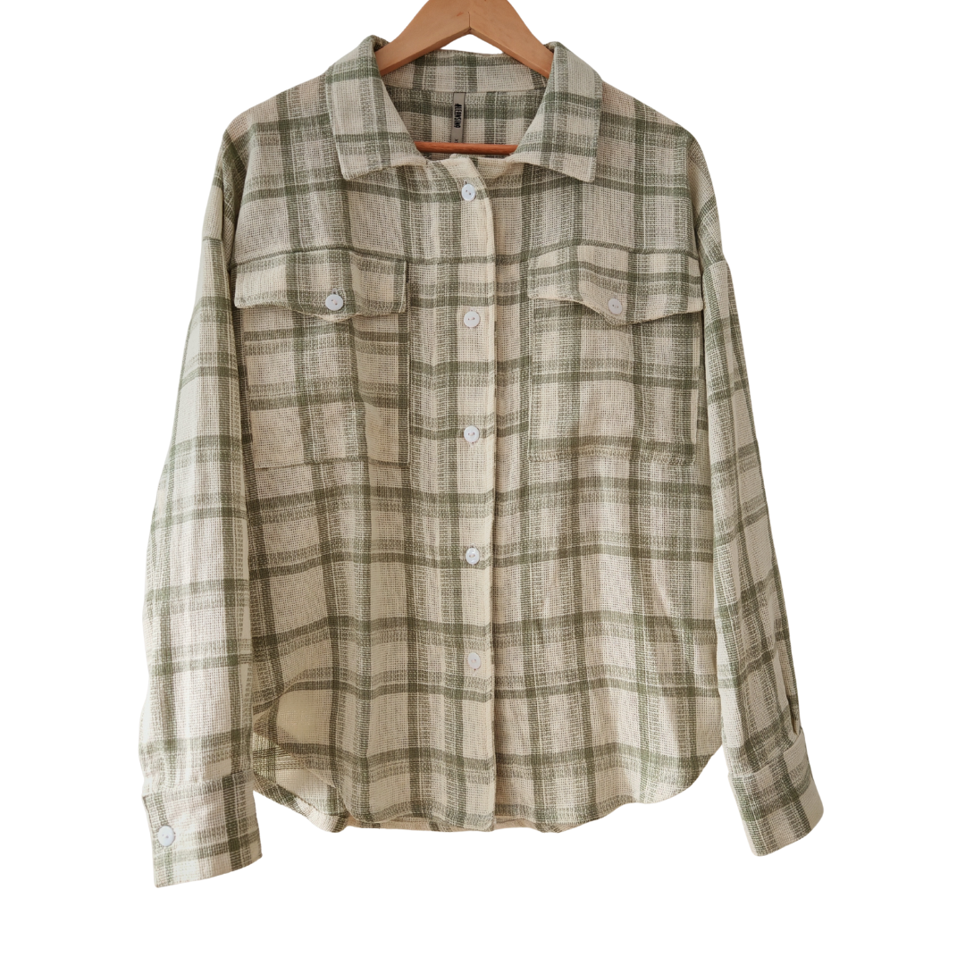 Camisera Mujer estilo Oversize verde con blanco 100% algodón