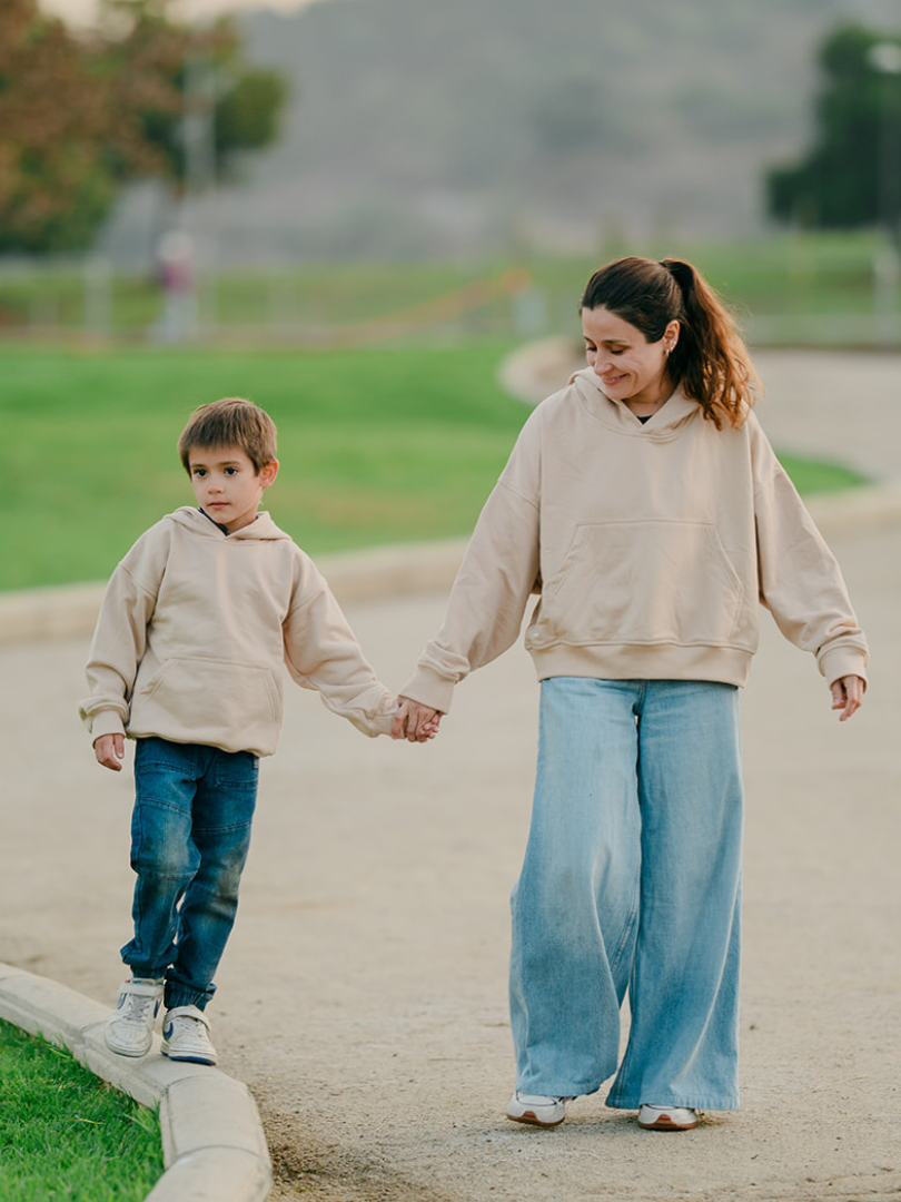 Polerón con capucha Mujer Oversize corto Beige