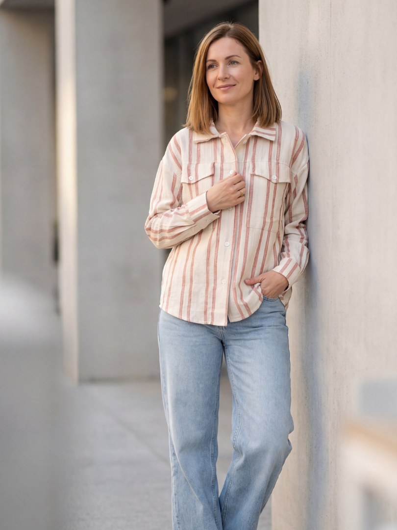 Camisera Mujer estilo Oversize rosado con blanco 100% algodón