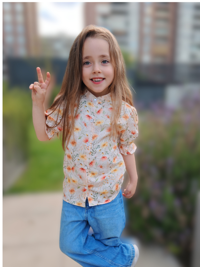 Blusa niña Flores cuello Mao 100% Viscosa