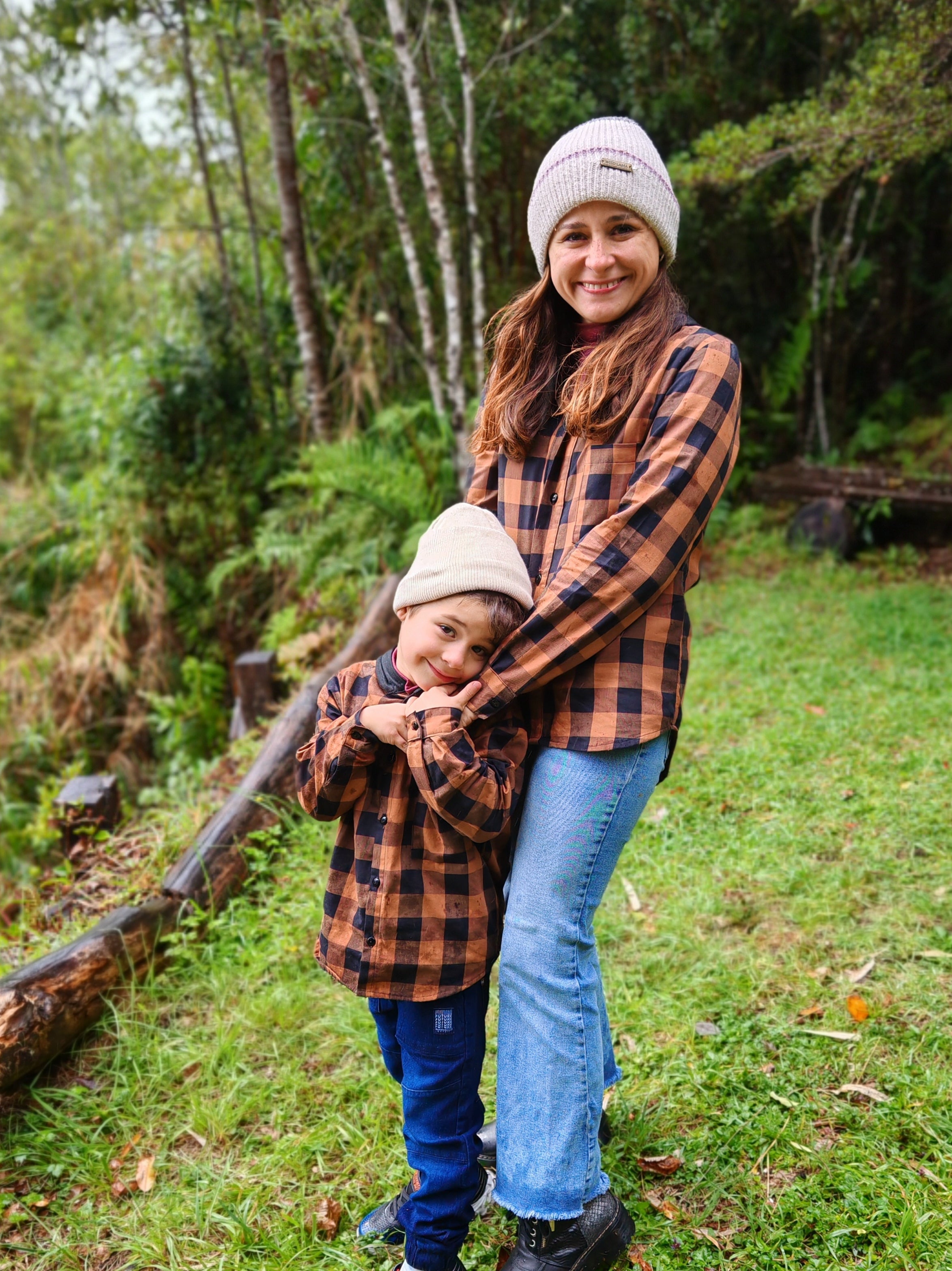 Pack 2 Camisas Gustavo Mamá + hijo/a cuadros café con negro