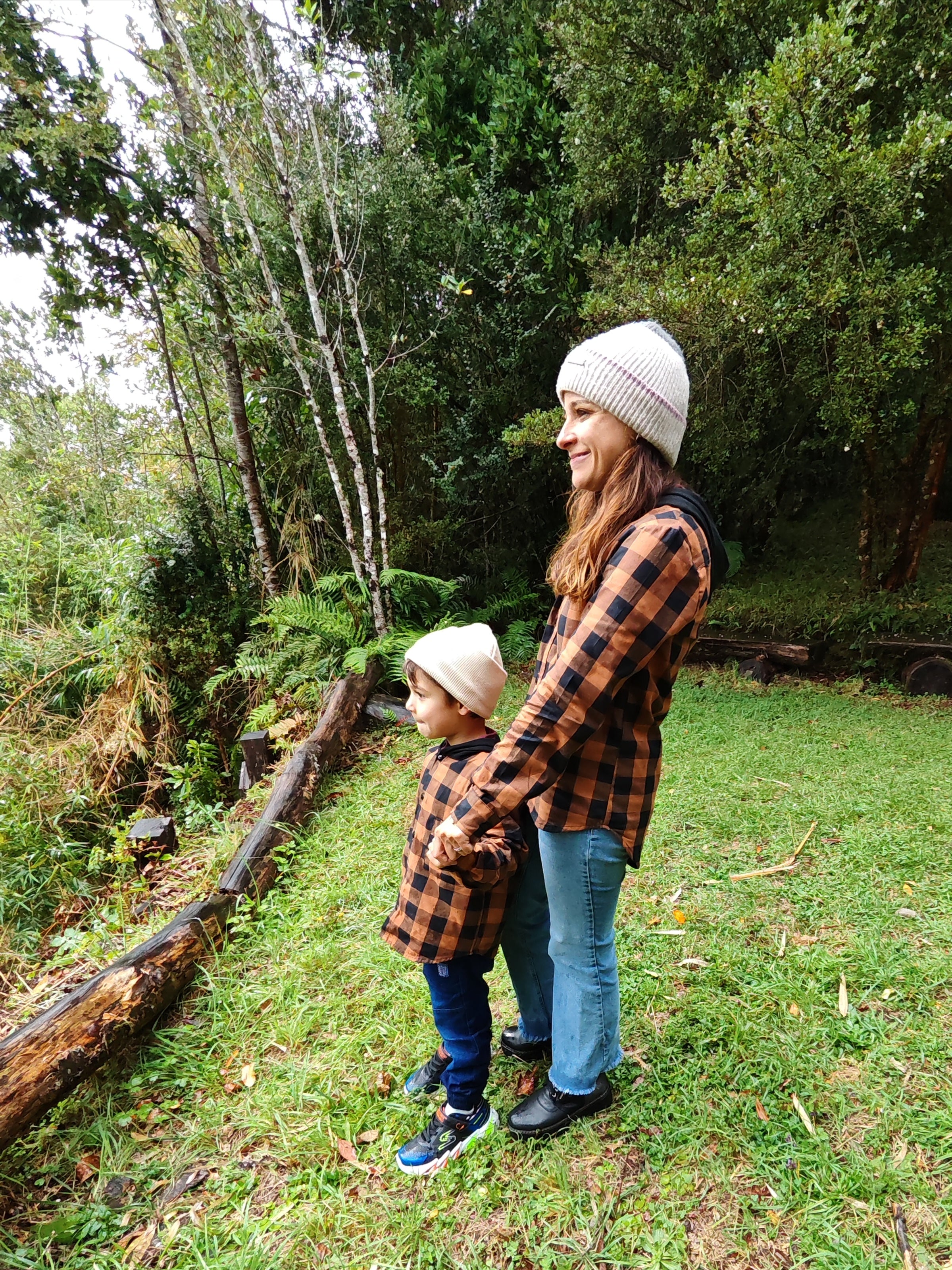 Pack 2 Camisas Gustavo Mamá + hijo/a cuadros café con negro