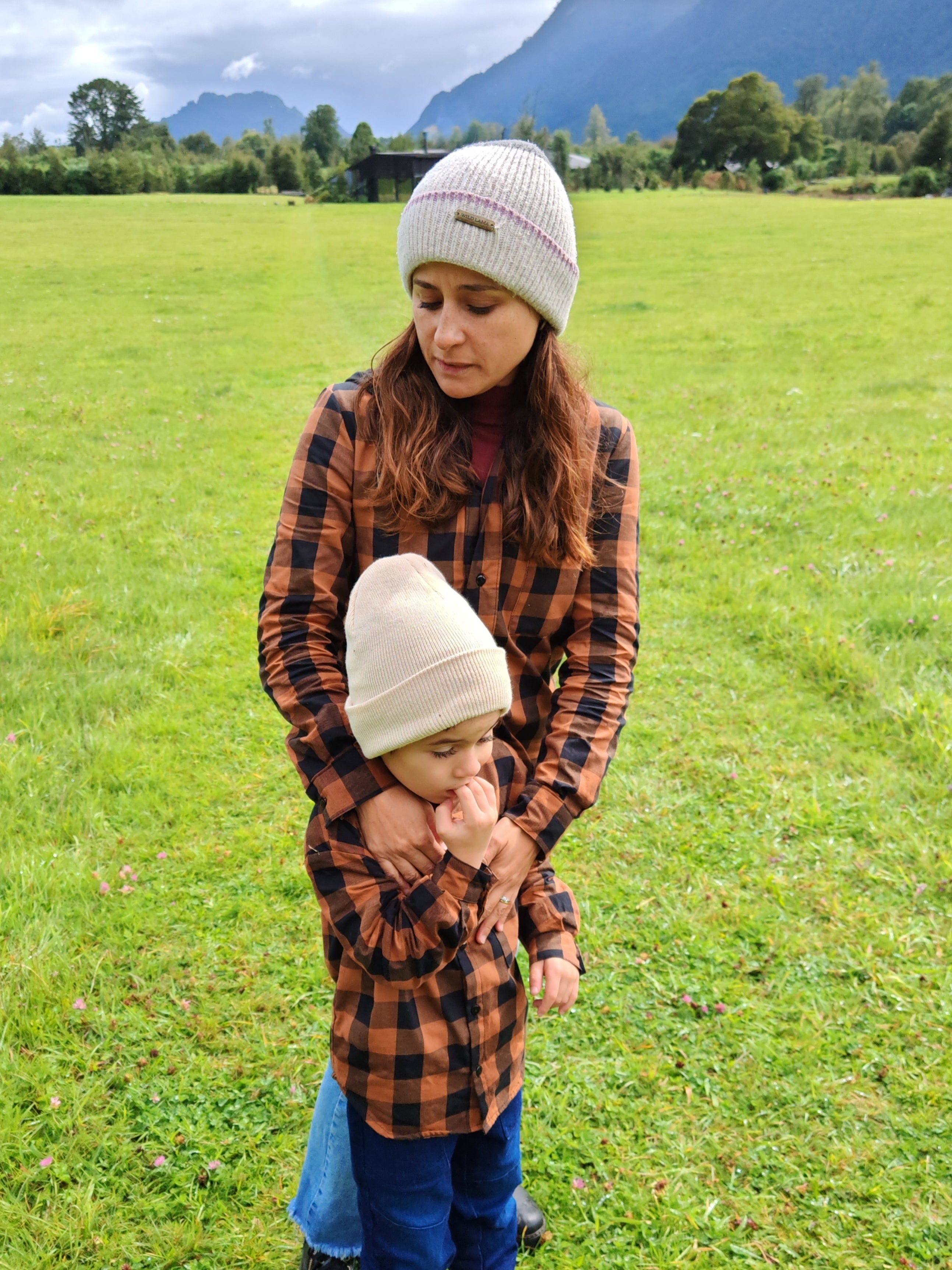 Pack 2 Camisas Gustavo Mamá + hijo/a cuadros café con negro