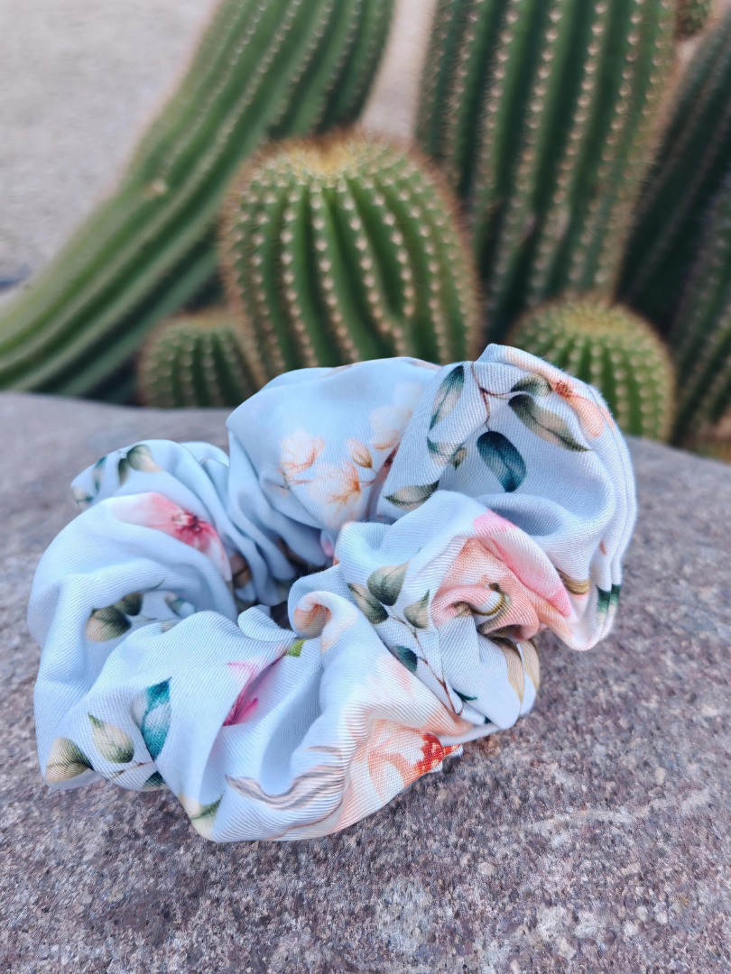Scrunchie Floral celeste Niña 100% Viscosa