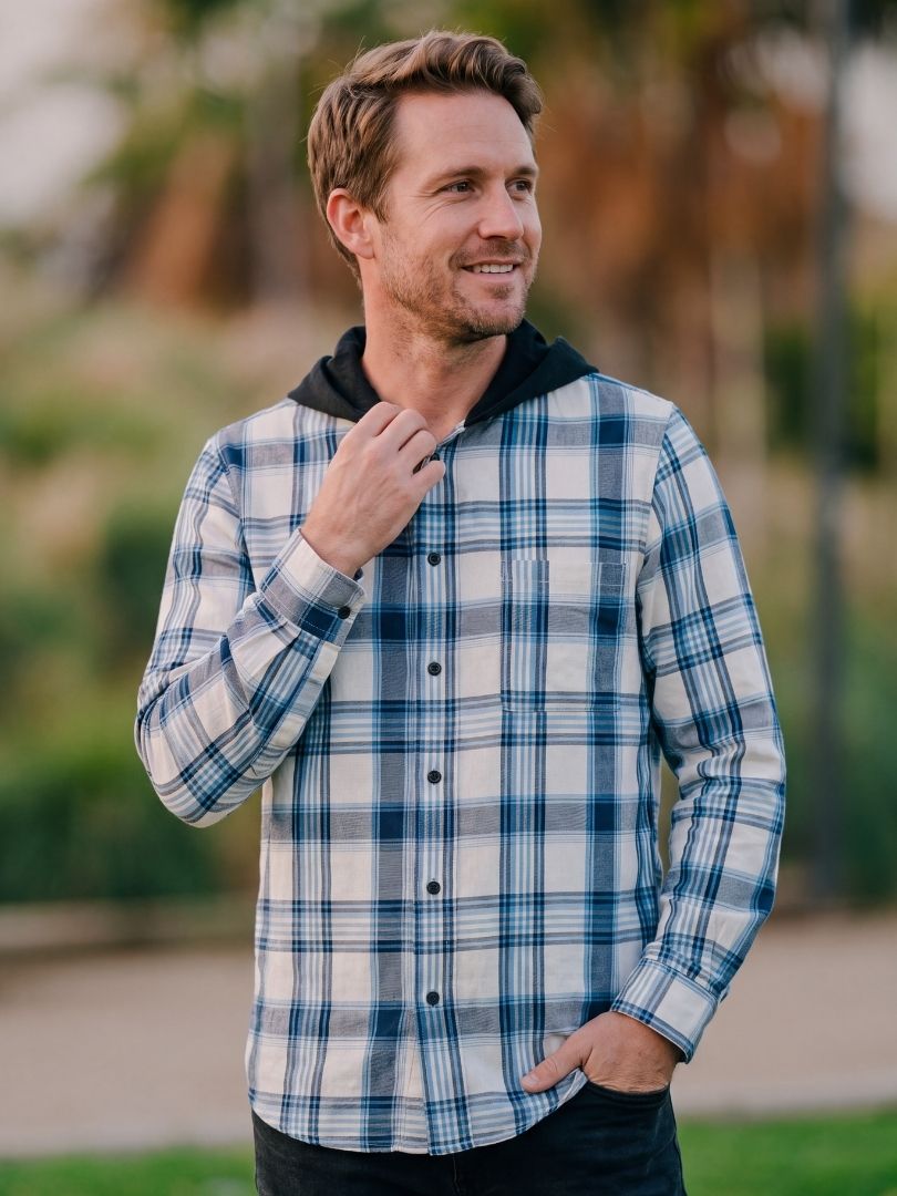 Camisa Franela Hombre con Capucha Azul con blanco 100% Algodón