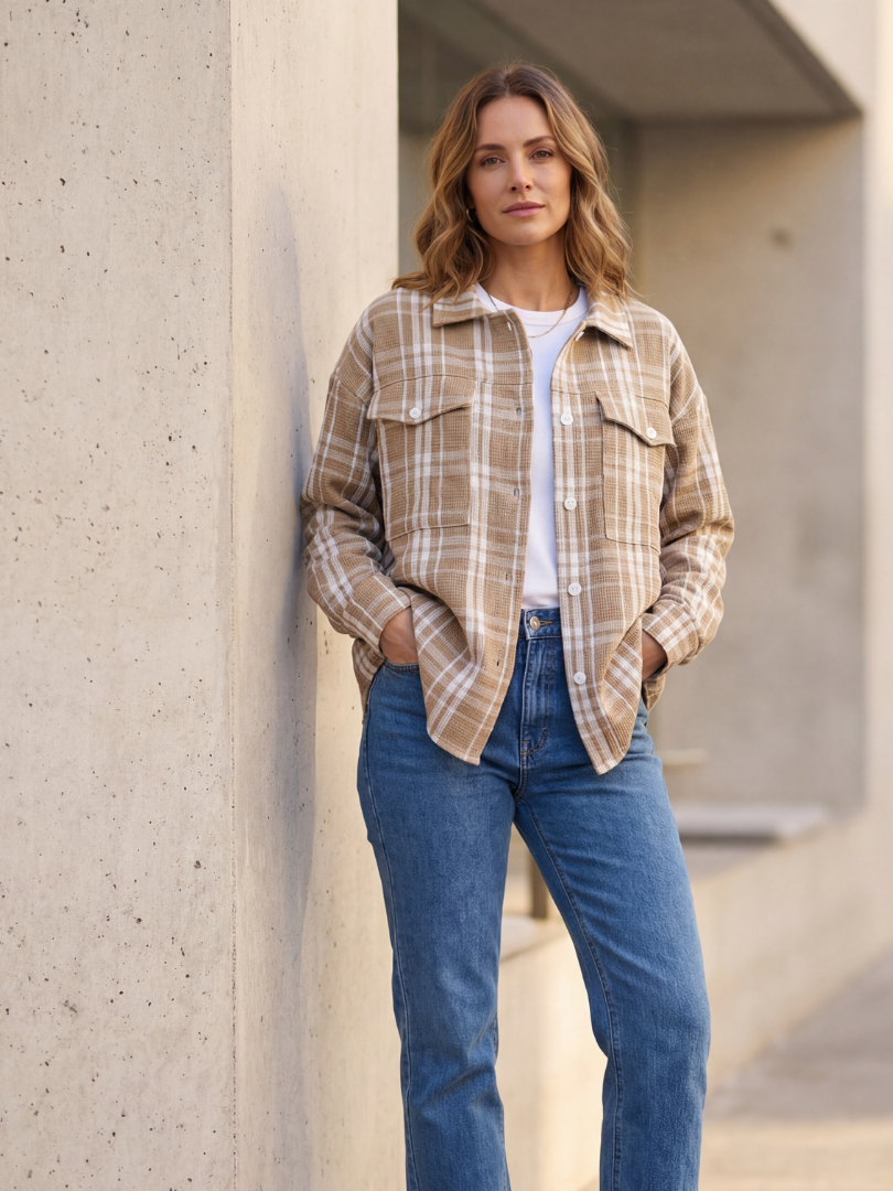 Camisera Mujer estilo Oversize beige con blanco 100% algodón