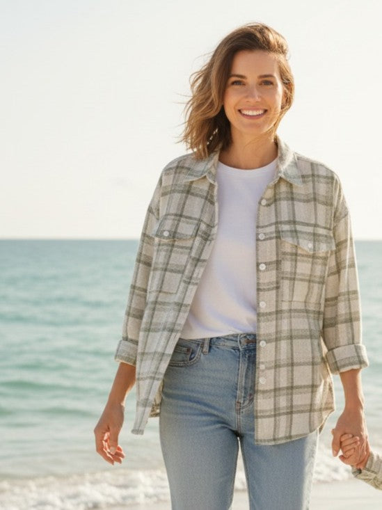 Chaqueta Camisera Mujer estilo Oversize verde con blanco