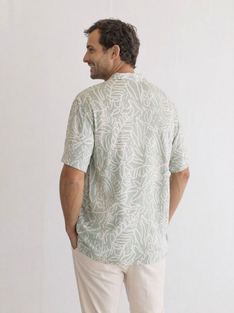 Guayabera Hombre Hojas Menta/Blanco 100% Viscosa